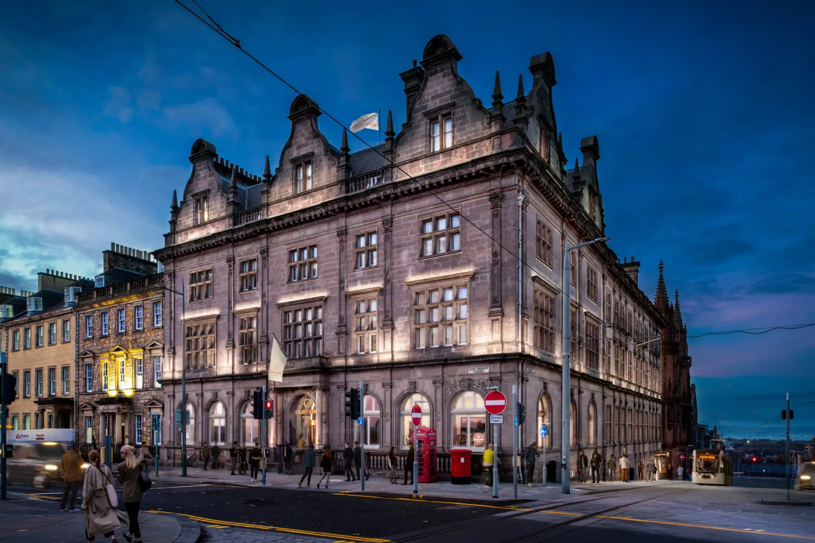 St Andrew’s Square, Edinburgh — architectural visualisation by Float.